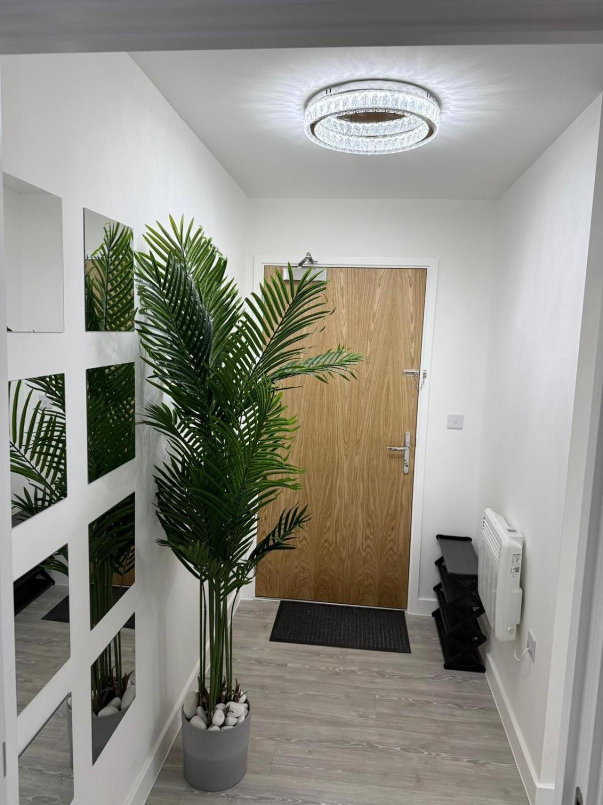 Northfleet Serenity Waterfront 2 Bed Apartment מראה חיצוני תמונה