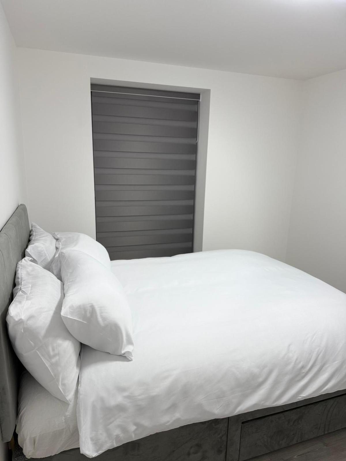 Northfleet Serenity Waterfront 2 Bed Apartment מראה חיצוני תמונה